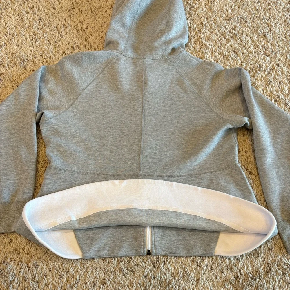 Nike Tech Jacket - Picture 5 of 6